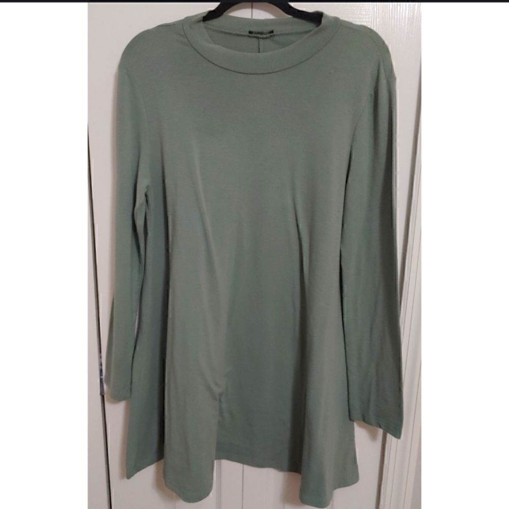 NOT FOR SALE Women's Tunic Top by Rue21 Size XL GUC